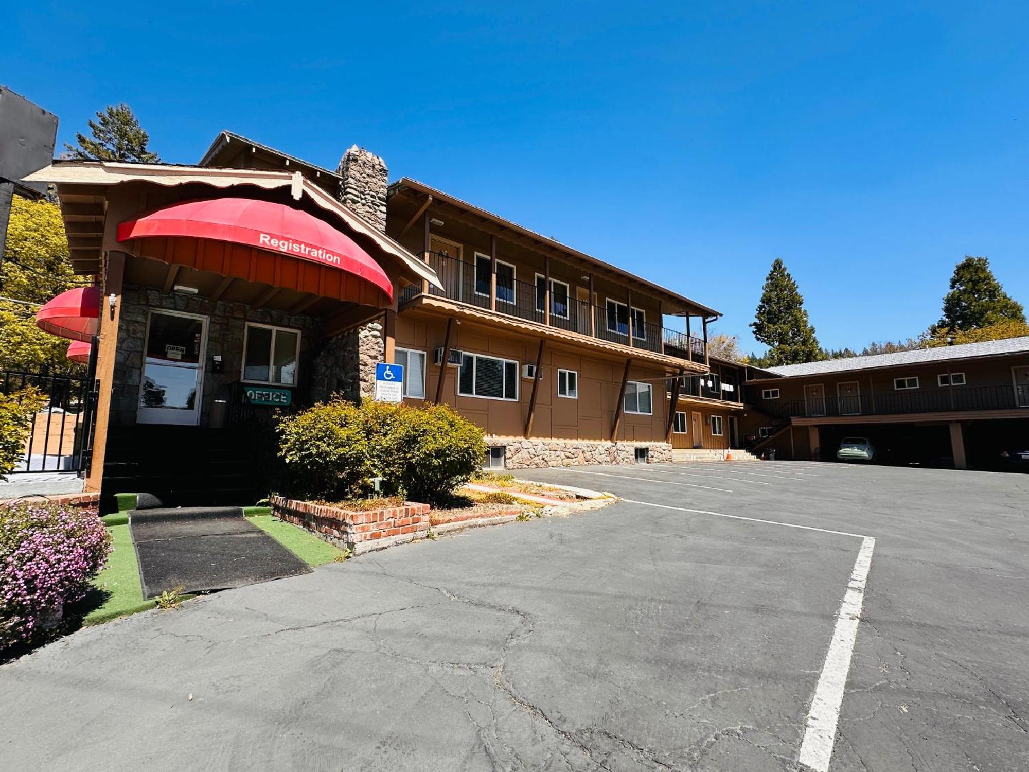 The Cottage Inn At Mount Shasta Exterior foto